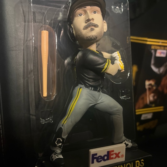 Bryan Reynolds PITTSBURGH PIRATES SGA Bobblehead 6/18/22 BRAND NEW MLB Buccos - Picture 5 of 8